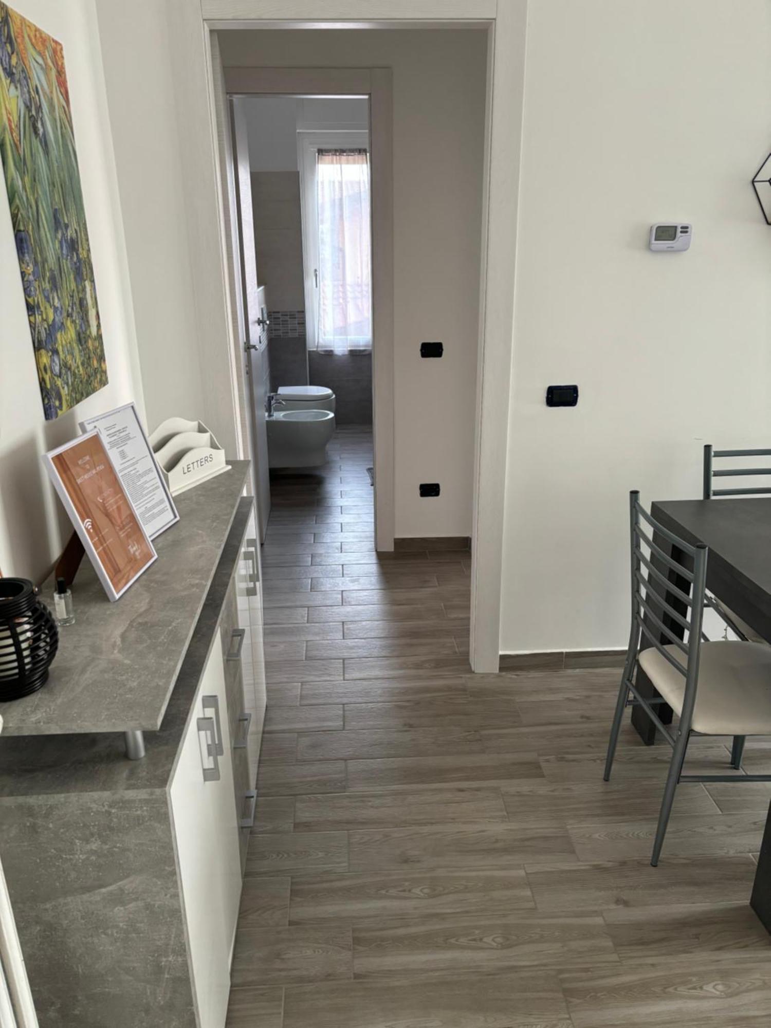 Sweet House Malpensa Apartment Somma Lombardo Exterior foto